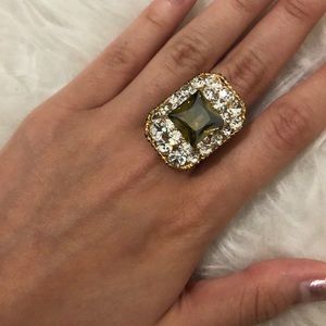 Green Square Jewel Ring